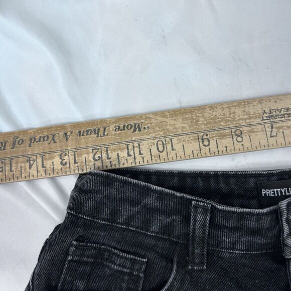 Pretty Little Thing Cut Off Jean Shorts Womens Size 8 High Rise Black Distressed - Picture 4 of 8